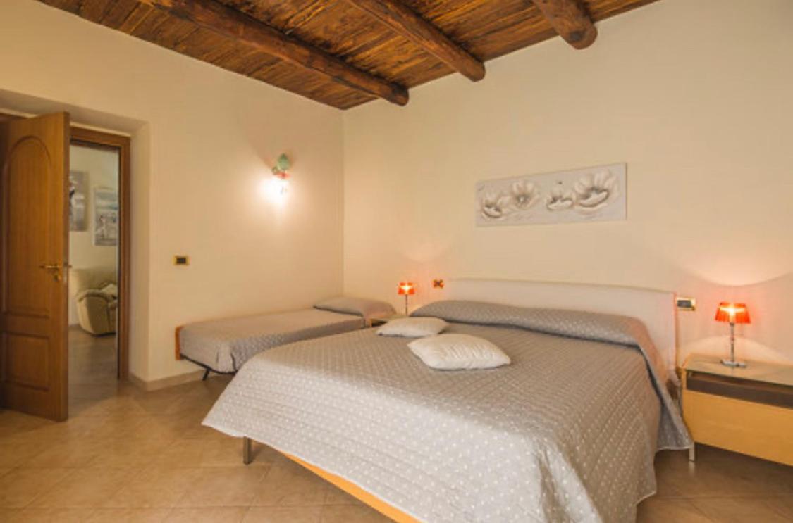 Le 8 Campane 2 Villa Salerno Bagian luar foto